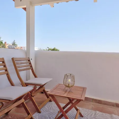 Casa Vincke With Pool And Sea View アパート