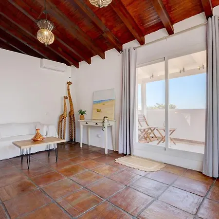 Casa Vincke With Pool And Sea View * エステポナ